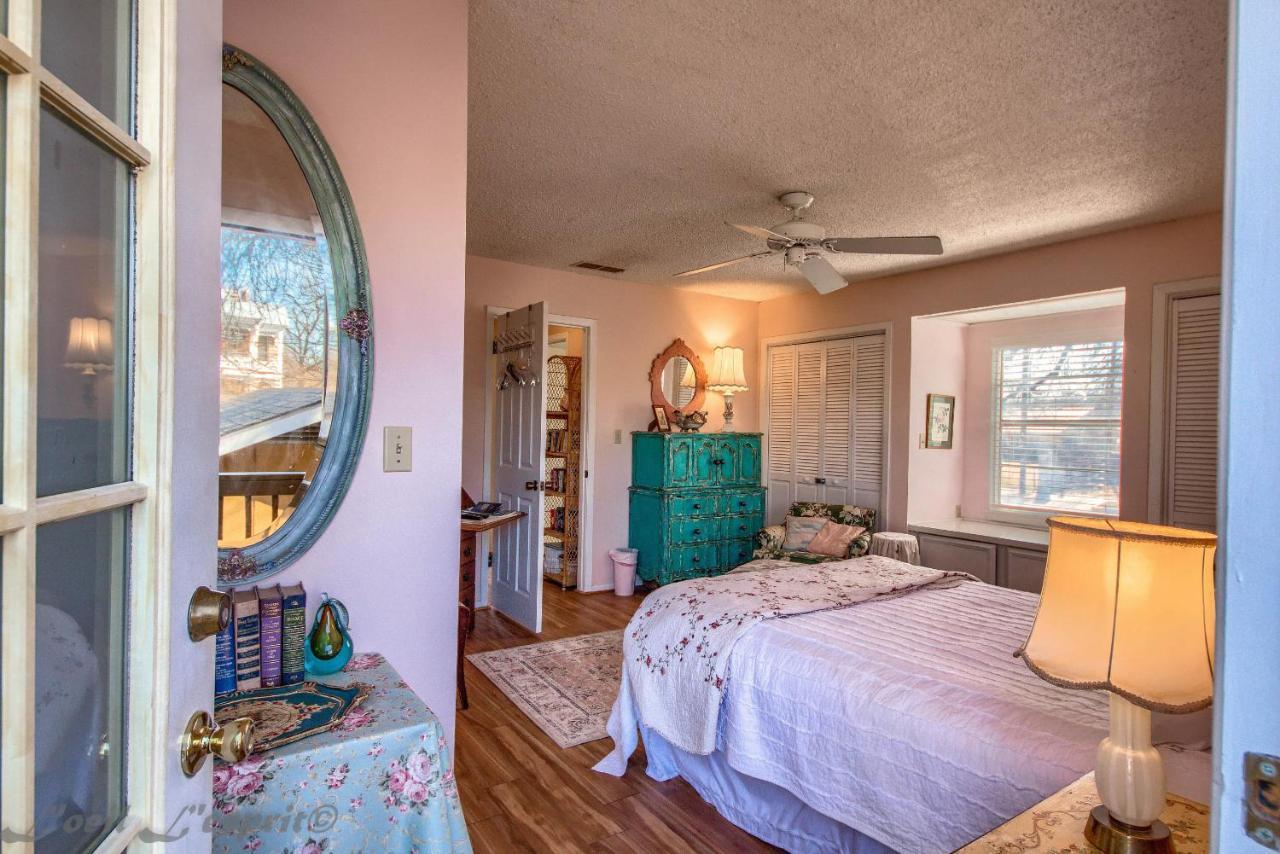 Binky'S Nest Apartment Fredericksburg Exterior foto