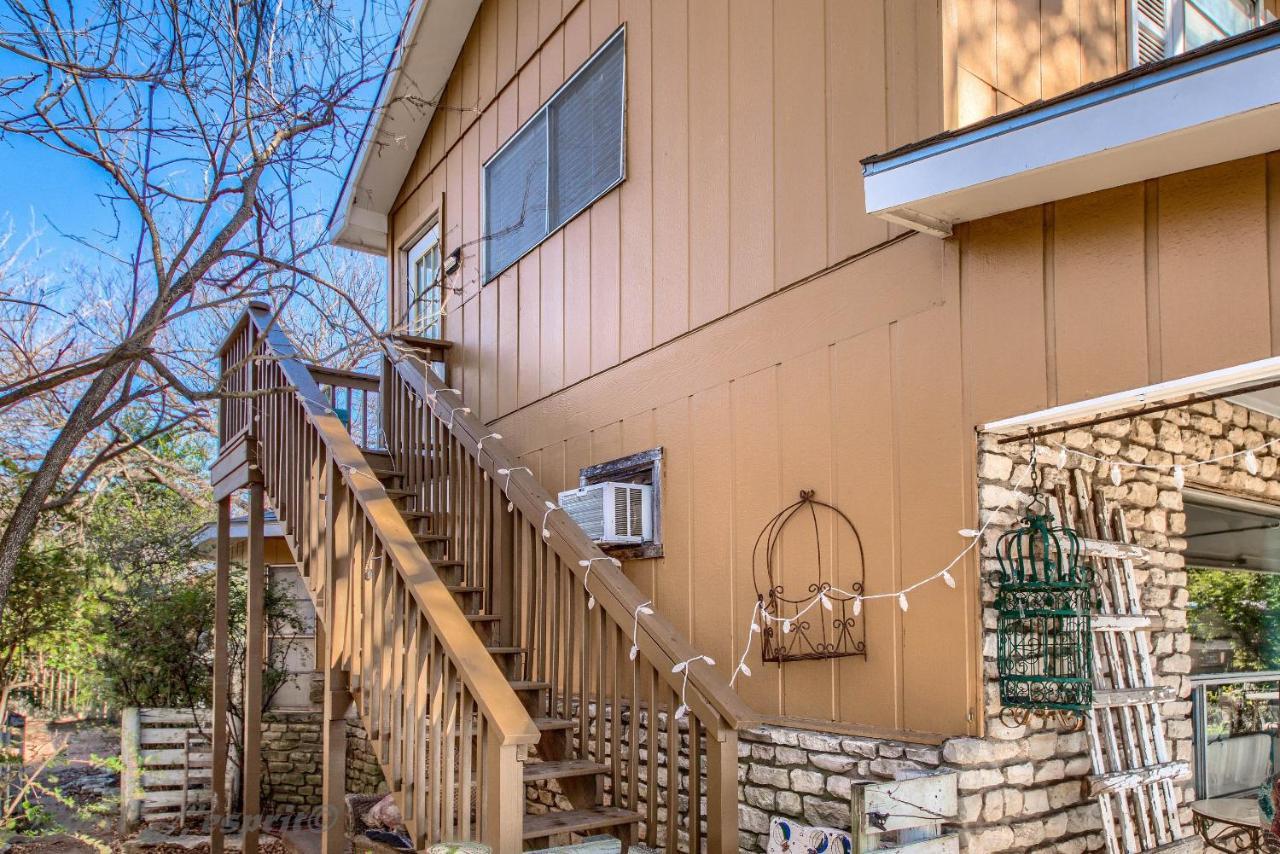 Binky'S Nest Apartment Fredericksburg Exterior foto